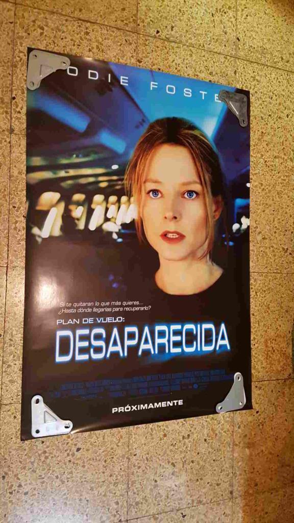 Poster de cine: Plan de vuelo: desaparecida con Jodie Foster