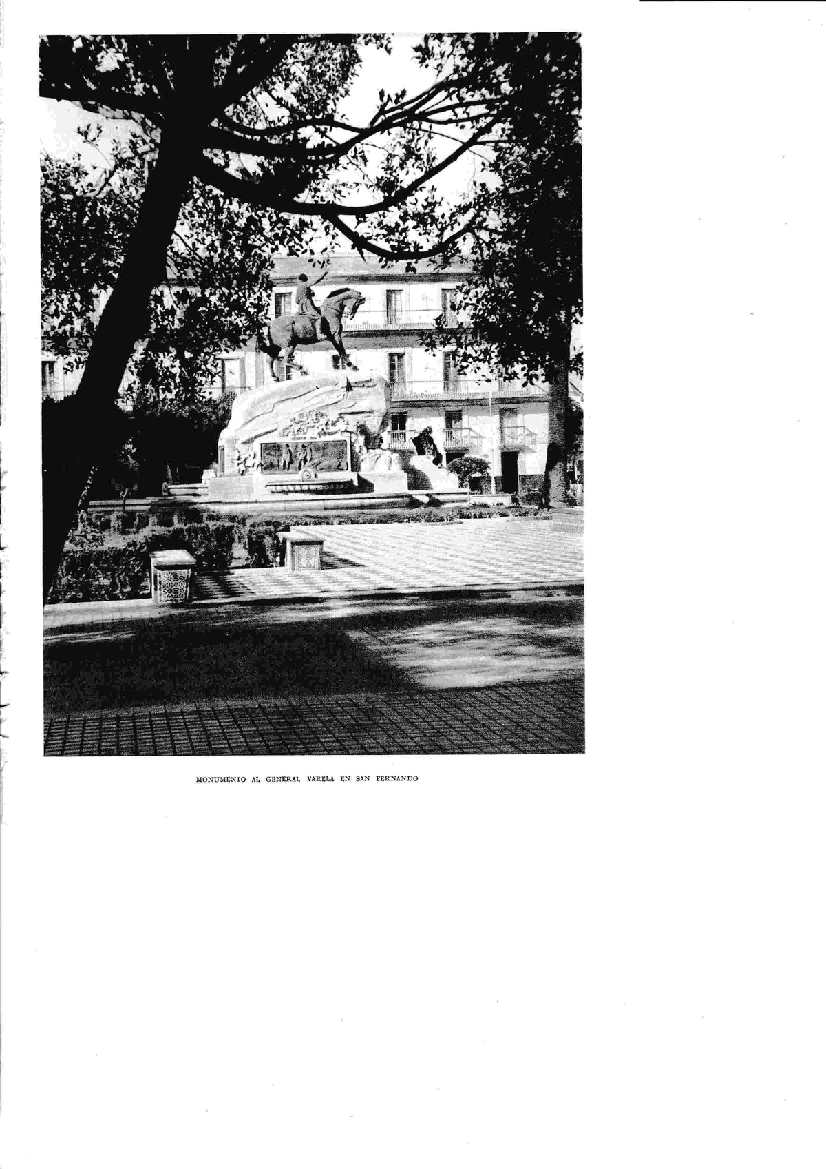 LAMINA 6440: Monumento al general Varela en San Fernando