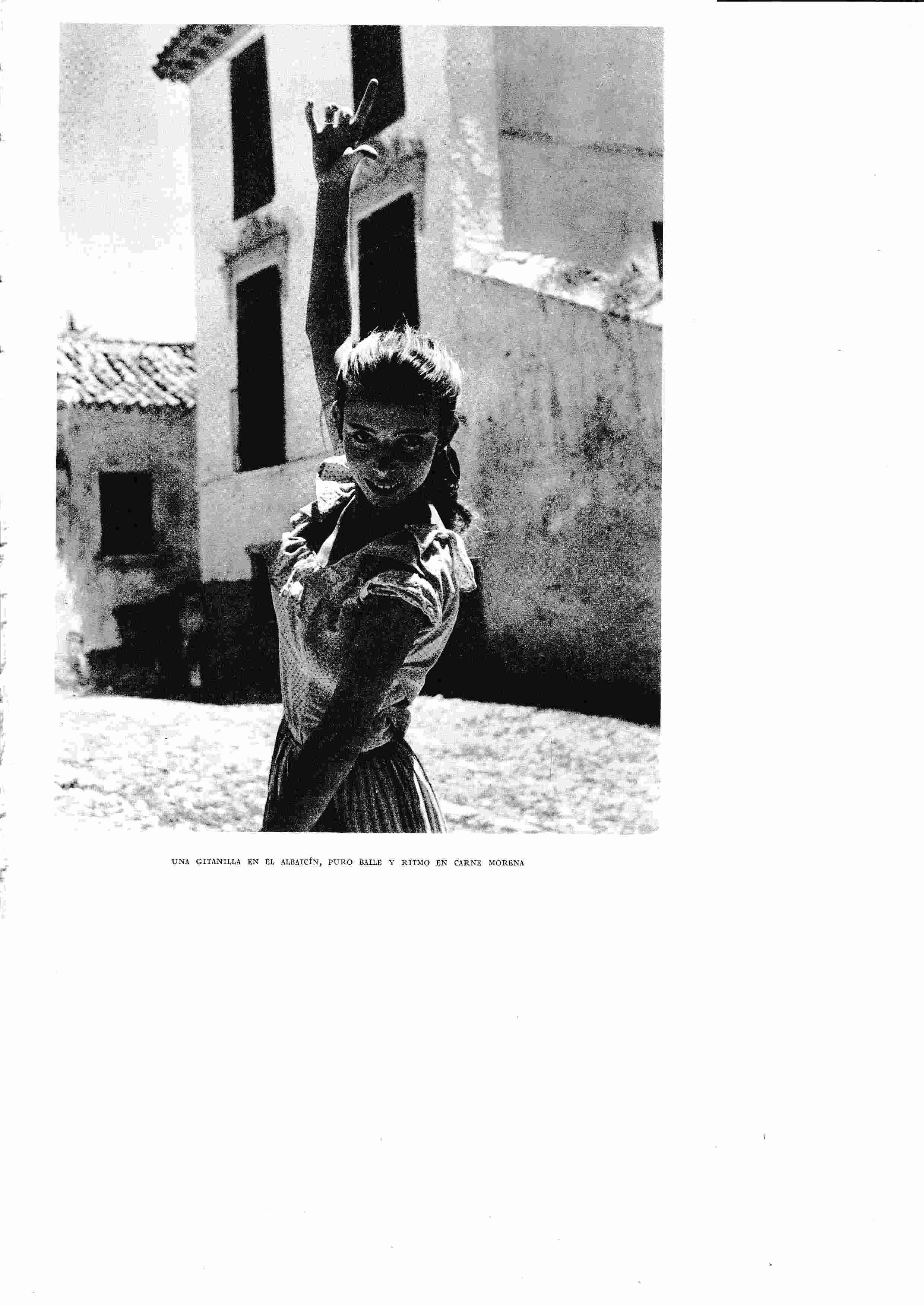 LAMINA 6499: Una gitana bailando en el Albaicin