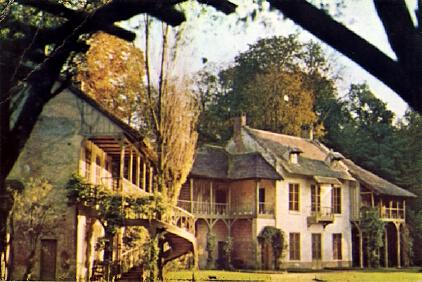 POSTAL 57457: Versailles – Trianon The Queen s Hamlet