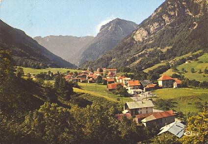 POSTAL 57516: Petit-Bornand-les-Glieres (Haute Savoie) Vue generale