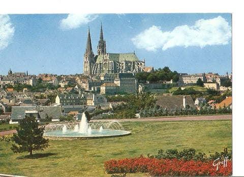 Postal 030040 : En Beauce. Chartres. La Cathedrale depues le jardin de la route dAblis