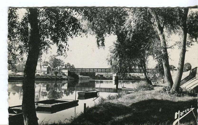 Postal-Postcard 17295: SAINT MAUR - Vonneuil Sur Marne Un coin charmat