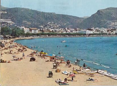 POSTAL 58129: Rosas (Costa Brava) playa