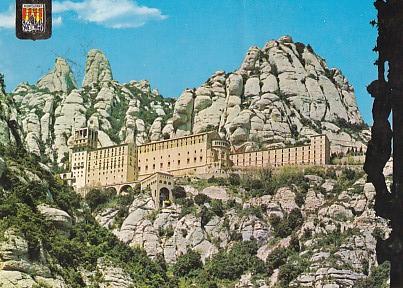 POSTAL 58138: Montserrat vista del Monasterio desde el camino de la cueva