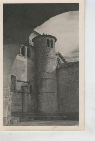 Postal B/N 0407 : Torre Cilindrica de la Real e Insigne Colegiata de Santillana del Mar