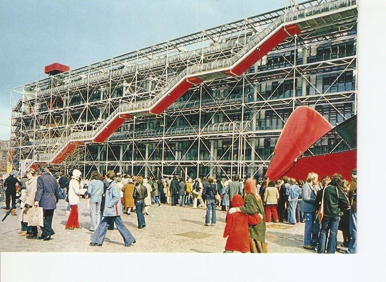 Postal 021261 : Le Centre national dart et de culture