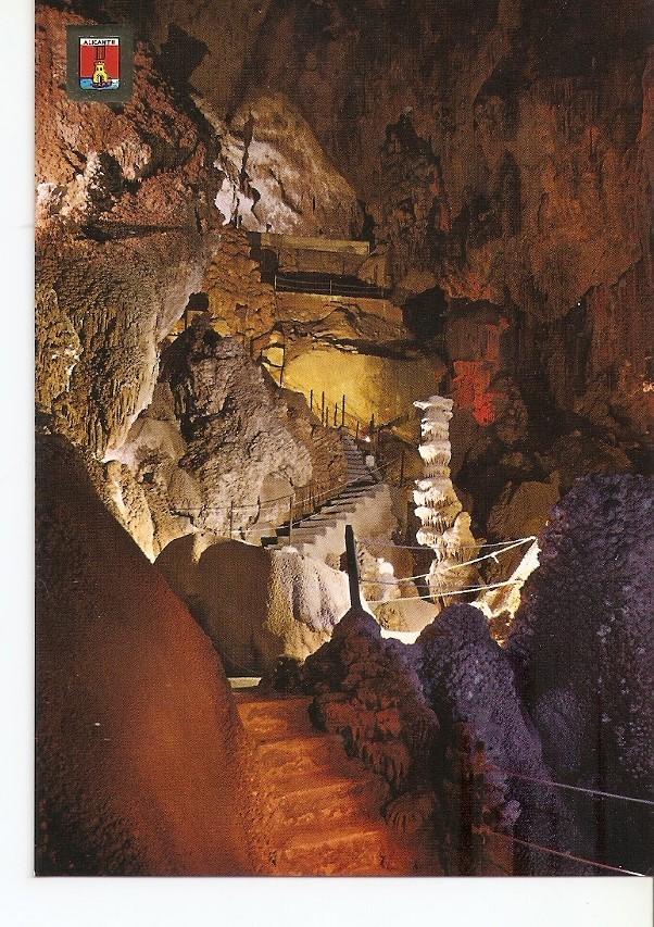 Postal 039332 : Alicante. Busot. Cuevas de Canalobre vista parcial Cuevas