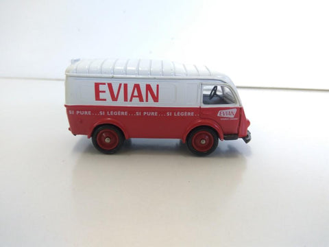 Coche Escala/Diecast: RENAULT 1000KG VAN - EVIAN, Agua 1:43 (CORGI 2002) 