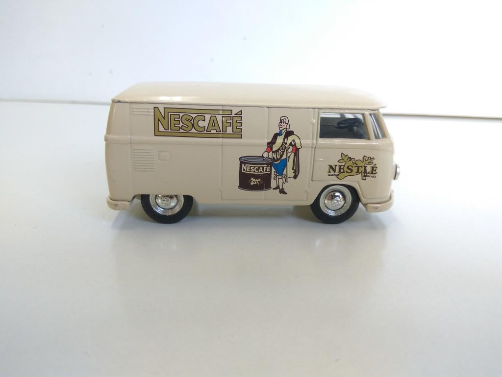 Coche Escala/Diecast: VW VOLKSWAGEN TRANSPORTER VAN - NESCAFE / NESTLE Creme 1:43 (CORGI 2002) 