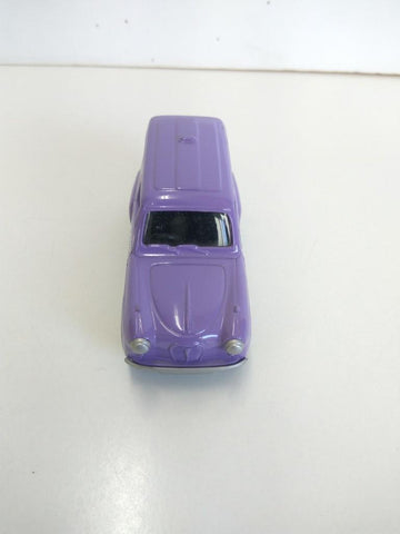 Coche Escala/Diecast: AUSTIN A35 VAN - MILKA Chocolates 1:43 (CORGI 2002) 