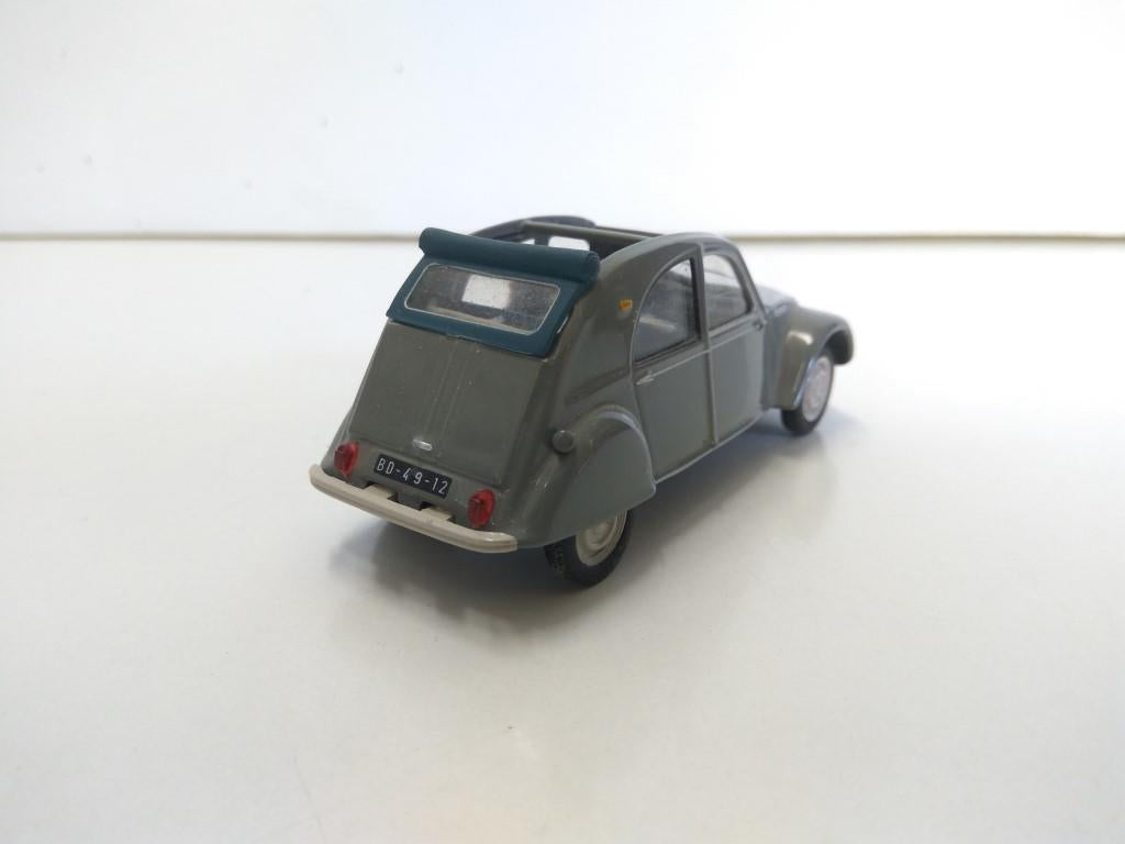 Coche Escala/Diecast: CITROËN 2CV Gris Descapotable - 1:43 (ALTAYA)