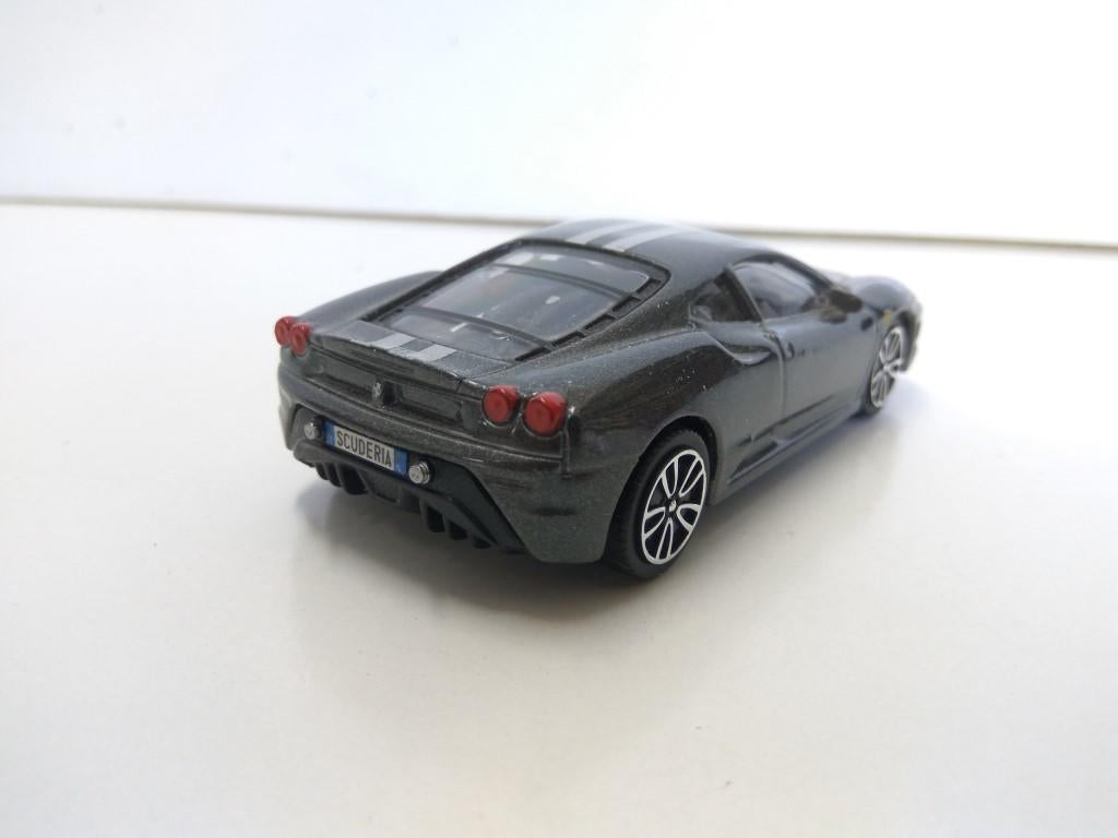 Coche Escala/Diecast: FERRARI 430 Scuderia, GRIS - 1:43 (BURAGO)