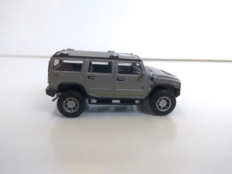 Coche Escala/Diecast: HAMMER H2, Gris - 7,5cm (WELLY)