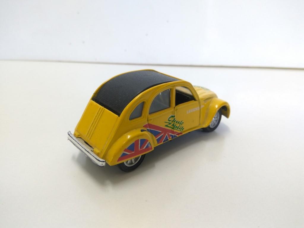 Coche Escala/Diecast: CITROËN 2CV, Amarillo - 9cm