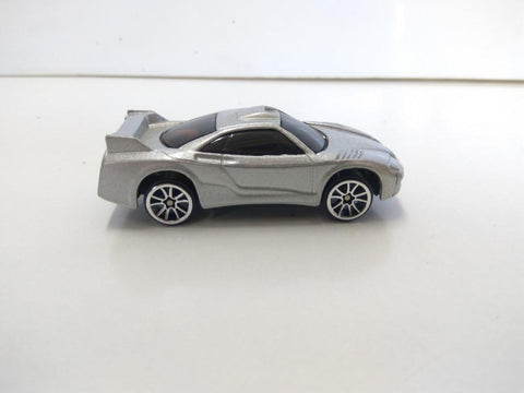 Coche Escala/Diecast: MOTOR MAX Modelo 6143-6  - 7,5cm (Gris Metalizado)