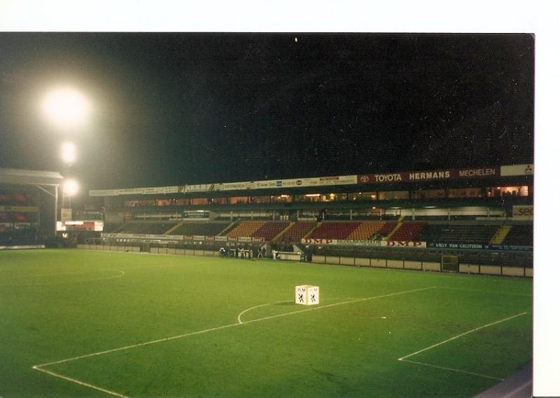FOTO FUTBOL numero 001 : Estadio de futbol. Achter de Wazerne / Mechelen