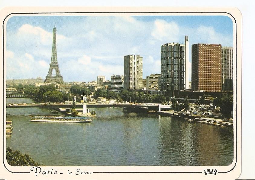 Postal 042041 : Paris. La Tour Eiffel et le Front de la Seine