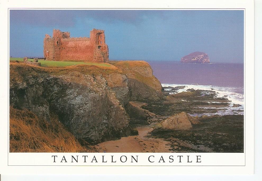 Postal 046742 : Tantallon Castle and the Bass Rock. North Berwick East Lothian - Scotland