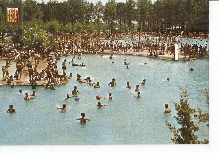 Postal 049827 : Lleida. Parc Municipal de les Basses. Piscines familiars