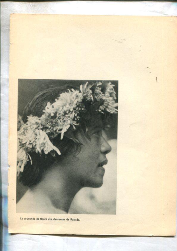 Tahiti: lamina 52: La couronne de fleurs des danseuses de Rajatea y Tahitienne et son enfant mort en Moorea