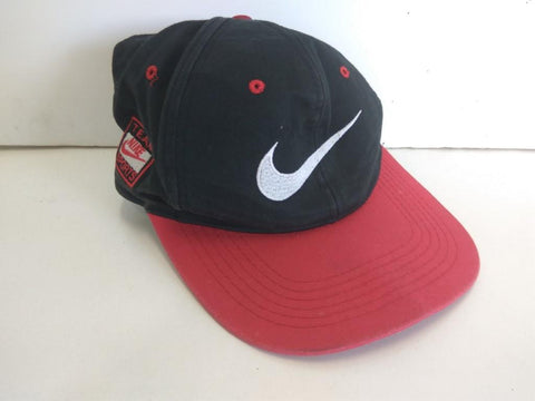 Gorra: GORRA NIKE TEAM SPORTS (Roja/Negra)