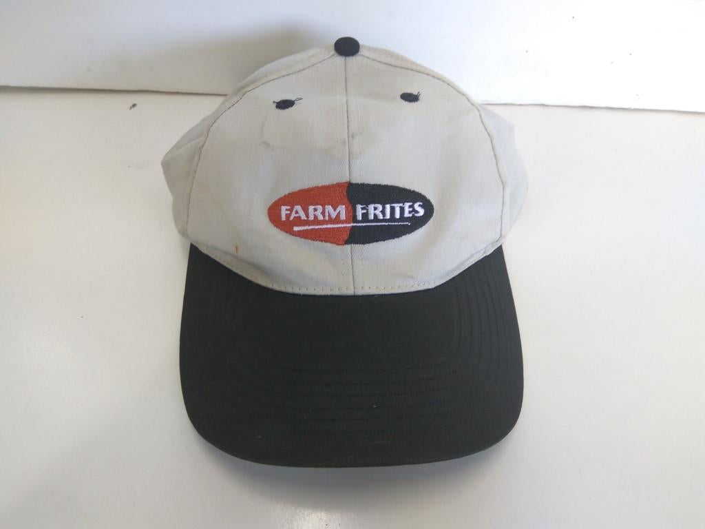 Gorra: GORRA PROMOCIONAL FARM FRITES - Patatas Fritas Congeladas (Gris/Negra)