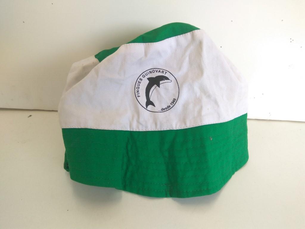 GORRO: GORRO TIPO PESCA - PROMOCIONAL DE FINQUES GUINOVART (Verde y Blanco)