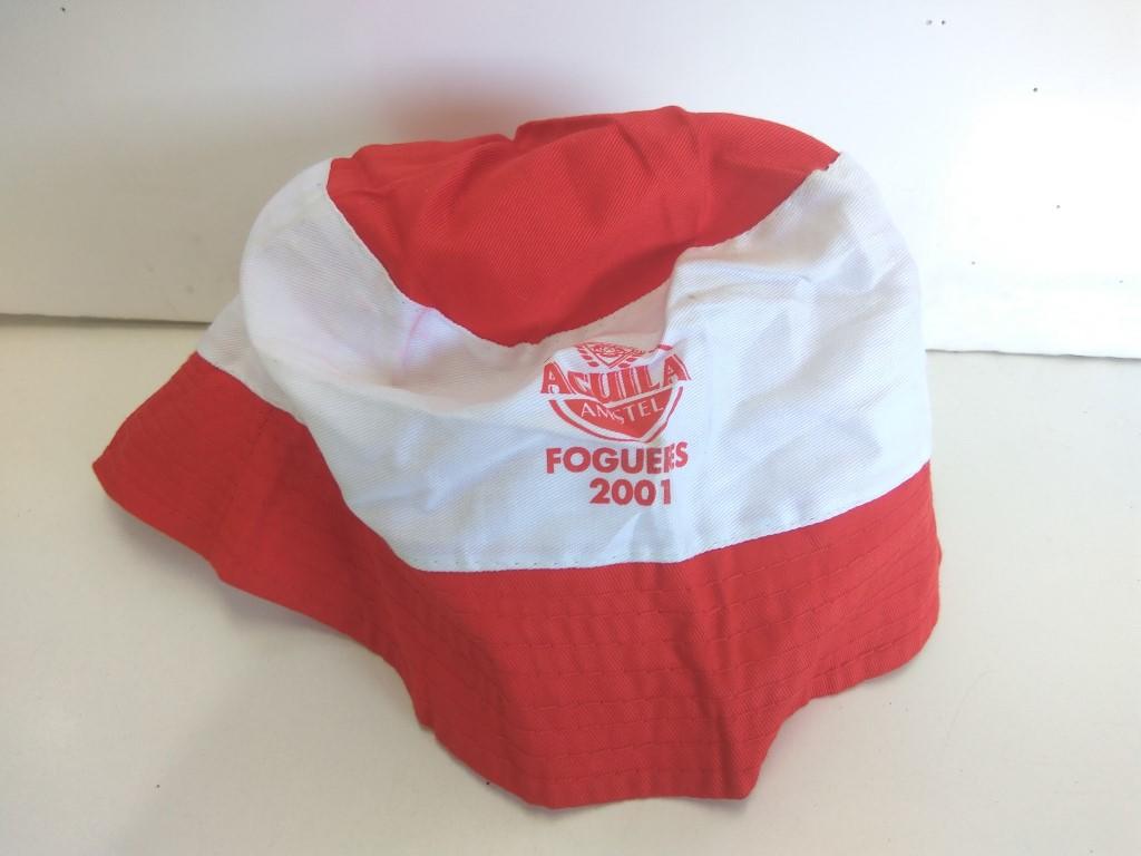 GORRO: GORRO TIPO PESCA - PROMOCIONAL AGUILA AMSTEL FOGUERES SANT JOAN ALICANTE 2001 (Rojo y Blanco)