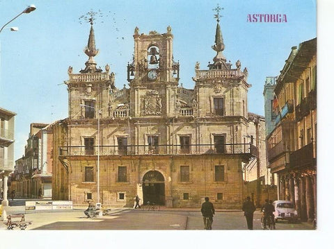 Postal 049067 : Astorga. Plaza de España y Ayuntamiento