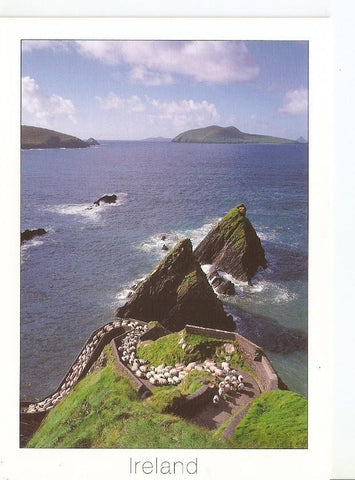 Postal 042969 : The Blasket Islands from Dunquin Pier Dingle Peninsula County Kerry