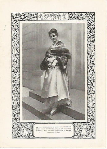 LAMINA BLANCO Y NEGRO 7558: Moda en el Hotel Ritz Carlton de Nueva York