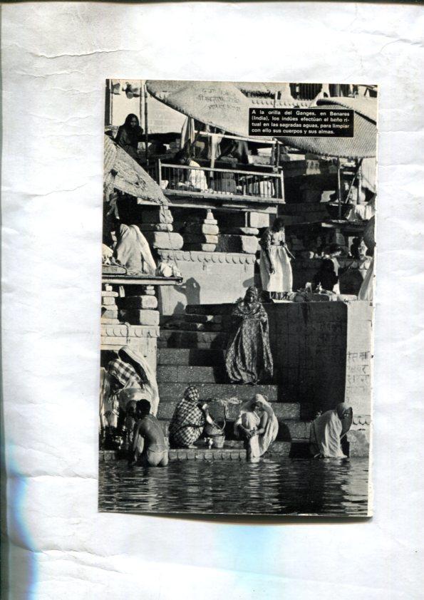Foto: Escena de Rodeo americano y escalinatas del rio Ganges en Benares (India)