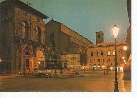 Postal 030110 : Bologna Place Neptune et Place Maggiore la nuit