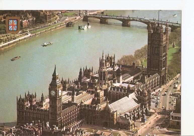 Postal 050114 : London. Houses of Parliament by air