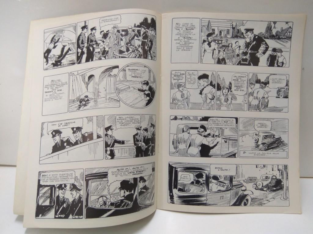 TIM MC COY IN POLICE CAR 17: Numero 01 - Action Story Adapted From the Movie (Anni Trenta 1971)