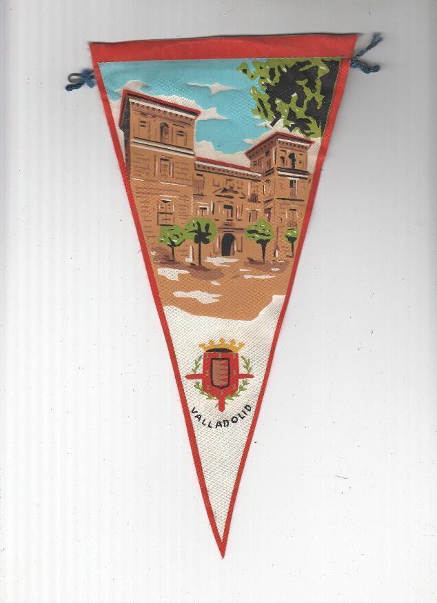 BANDERIN: VALLADOLID - Colegio Garcia Quintana, Museo de Ciencias Naturales y escudo 