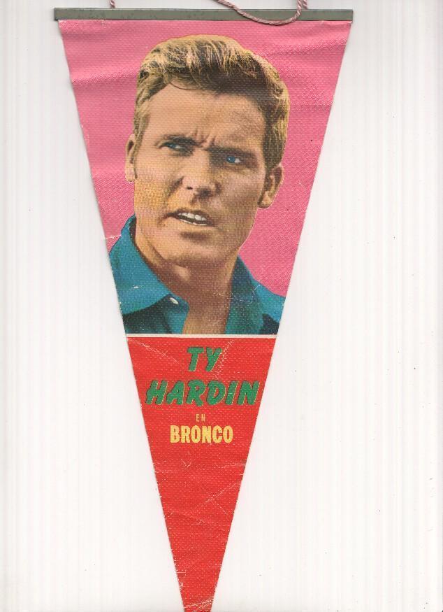 BANDERIN: TY HARDIN - Banderin del Actor en la Serie BRONCO