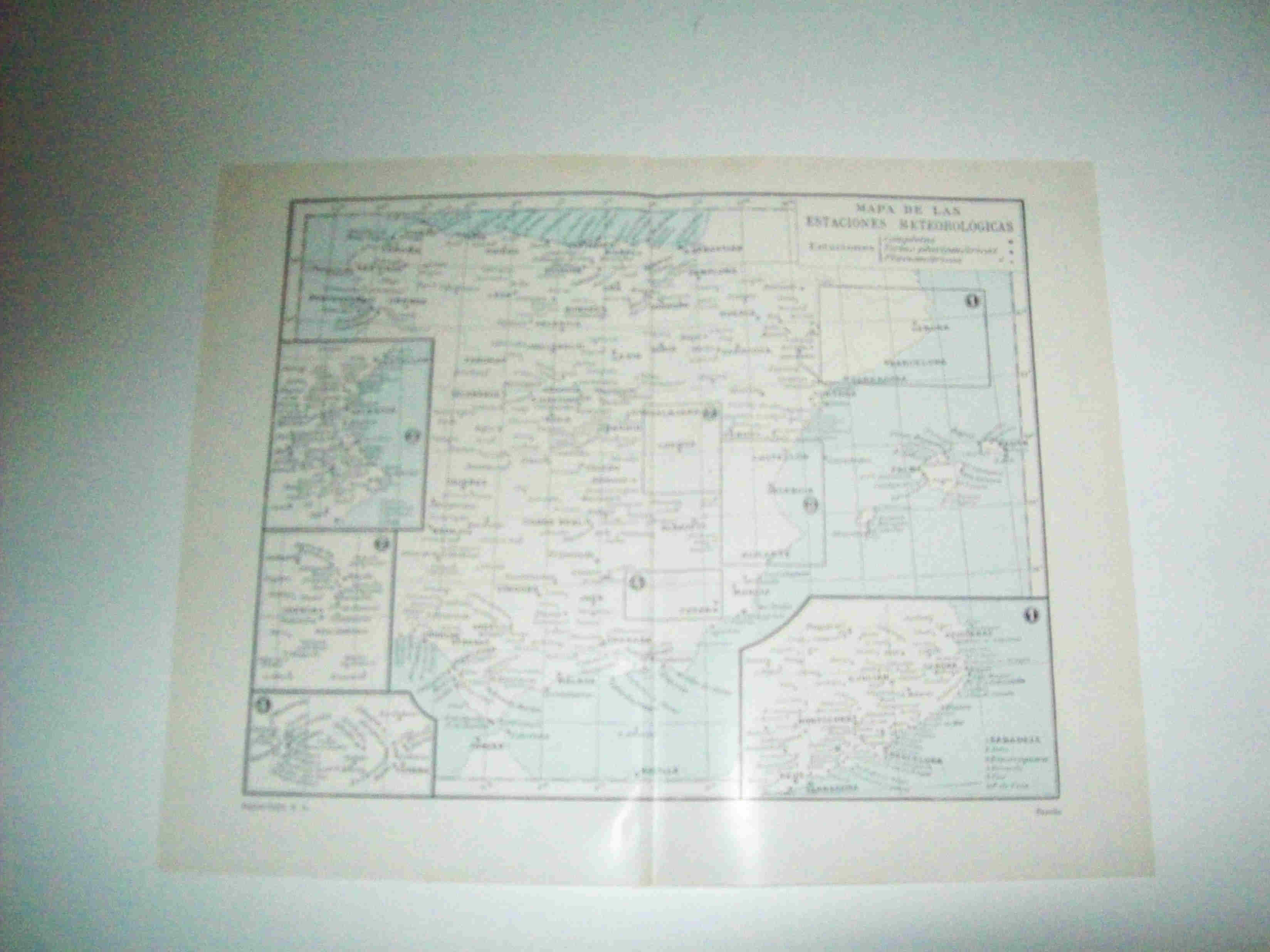 LAMINA ESPASA 15541: Mapa de las estaciones meteorologicas de España