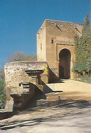 POSTAL A0323: Puerta de la Justicia. Alhambra de Granada