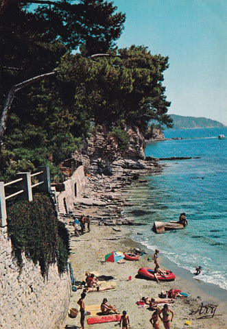POSTAL 18748: Les Falaises du Cap Liouquet