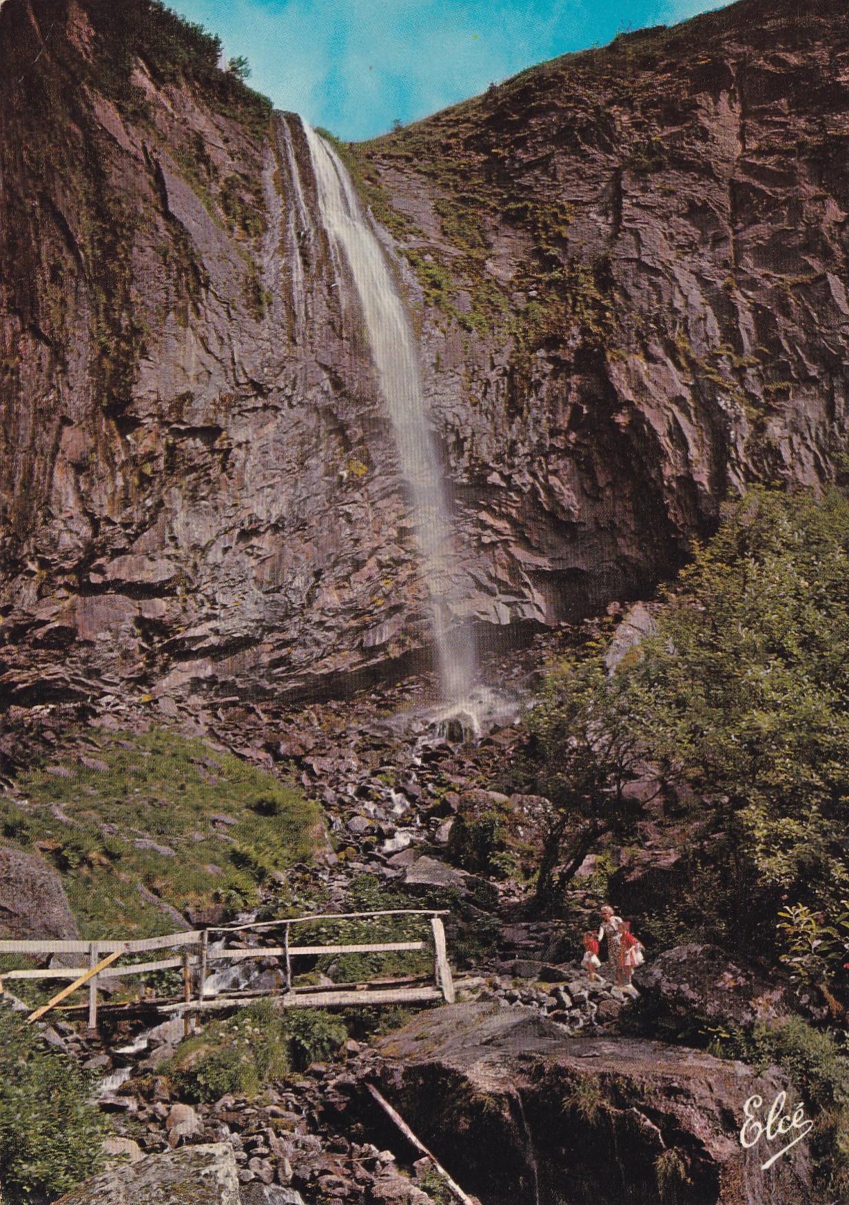 POSTAL 18891:La Grande Cascade  Le Mont-Dore