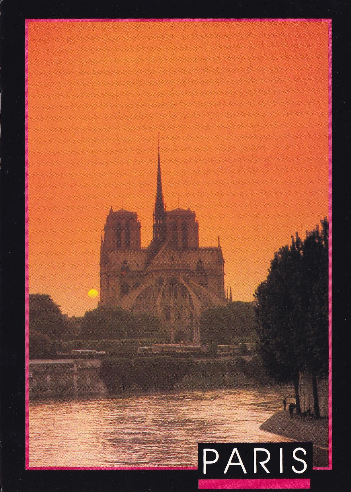 POSTAL 18918: Notre-Dame Paris