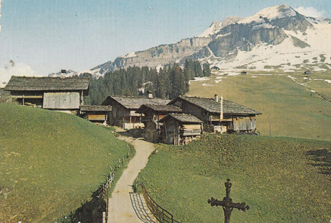 POSTAL 19006: Village en haute montagane