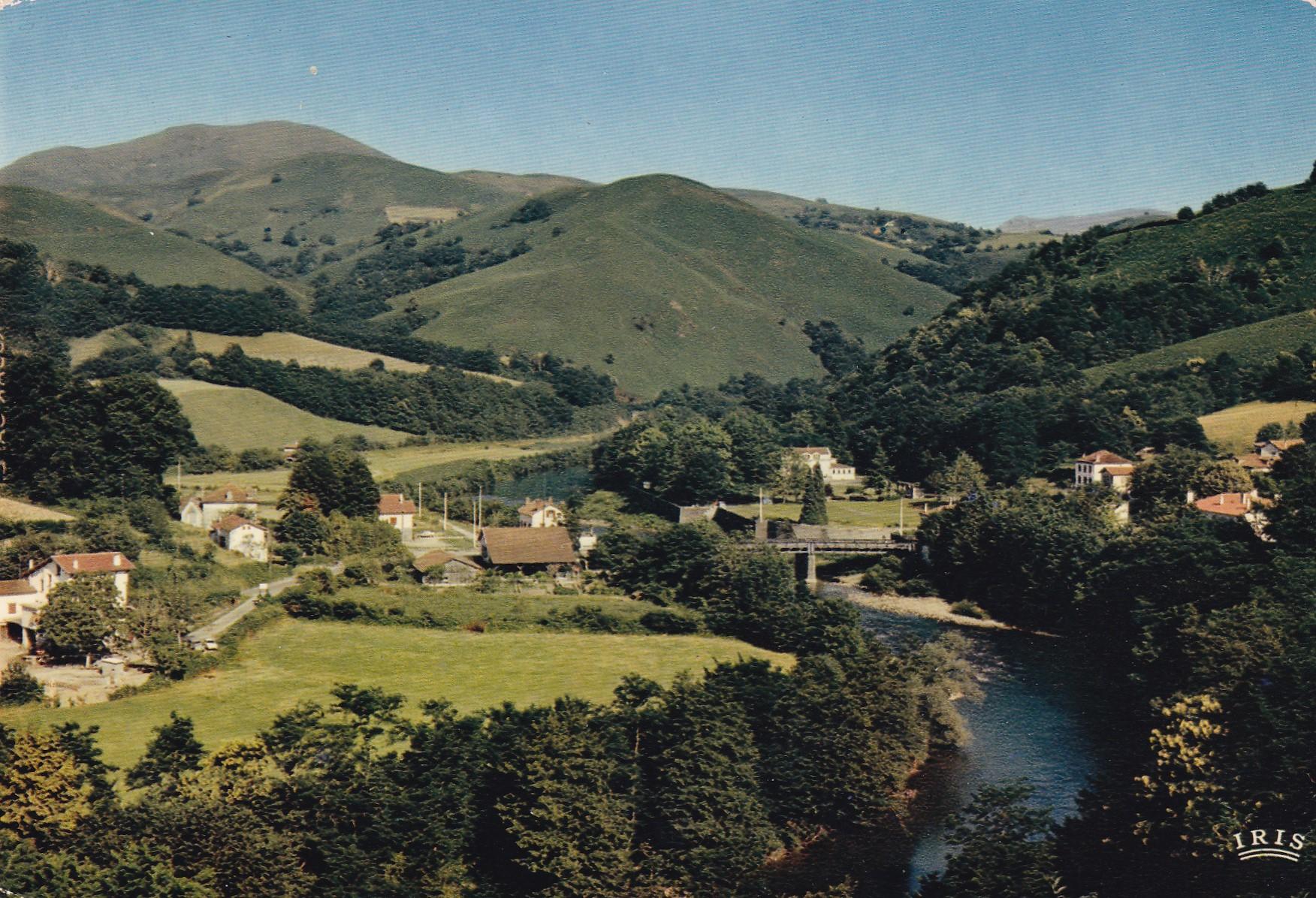 POSTAL 19020: Pays Basque