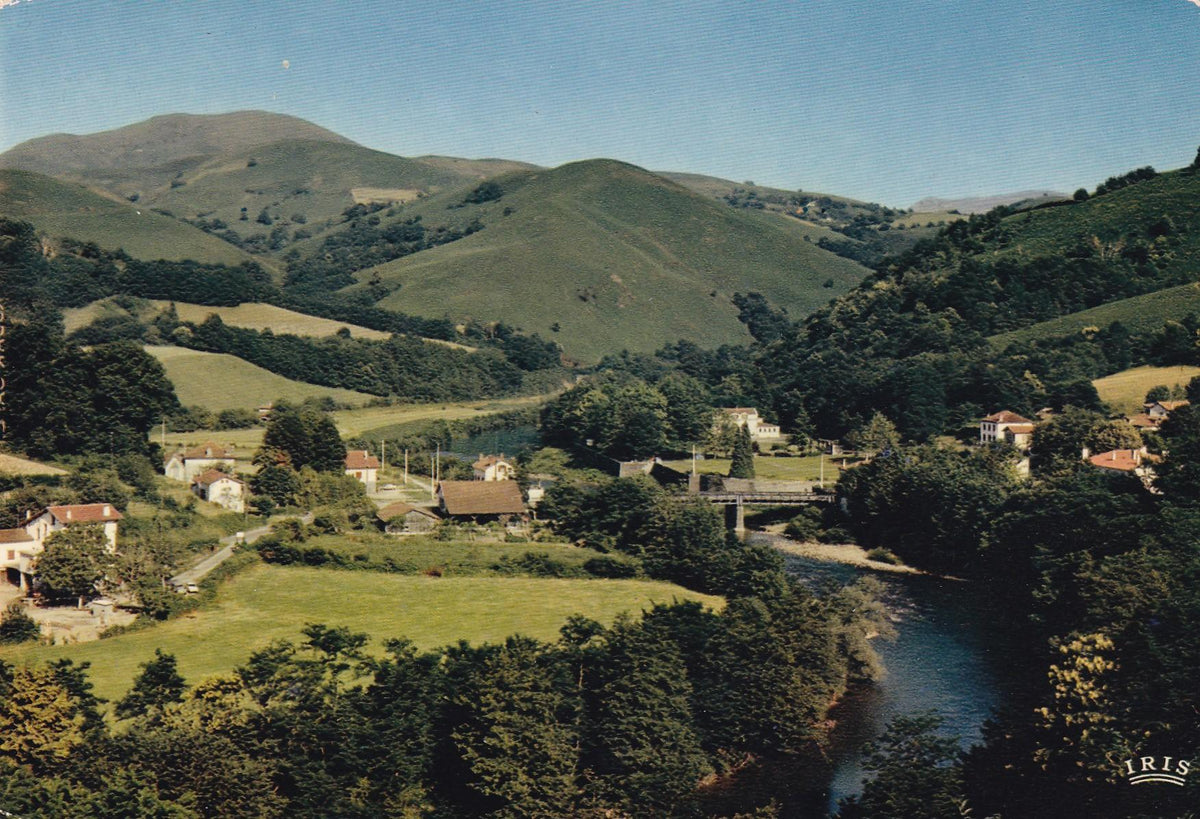 POSTAL 19020: Pays Basque
