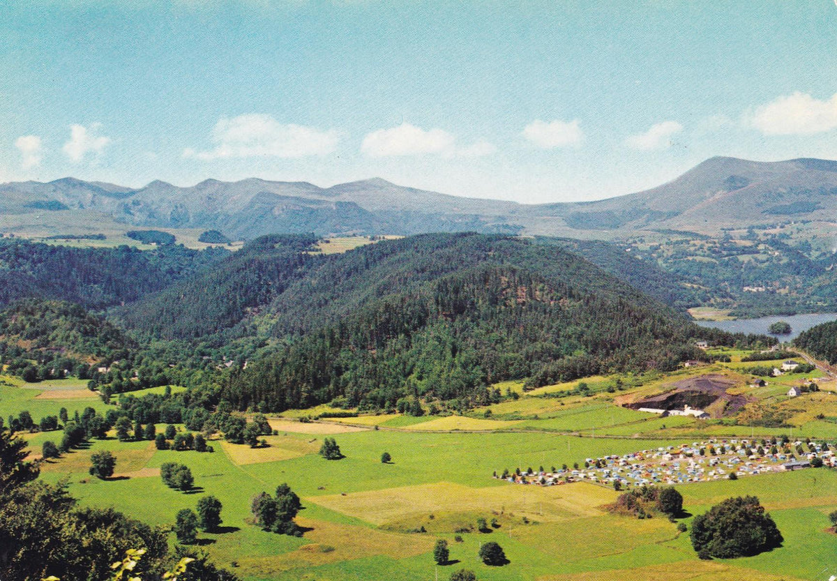 POSTAL 19080: Camping et Lac Chambon L Auvergne