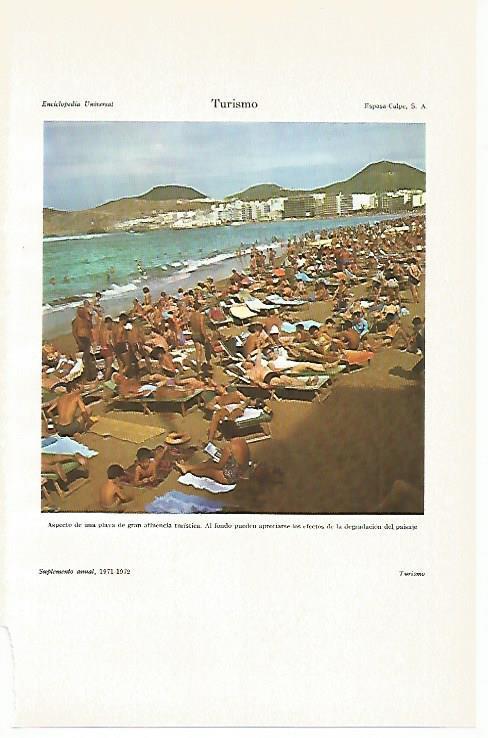 LAMINA ESPASA 13529: Playa con afluencia turistica