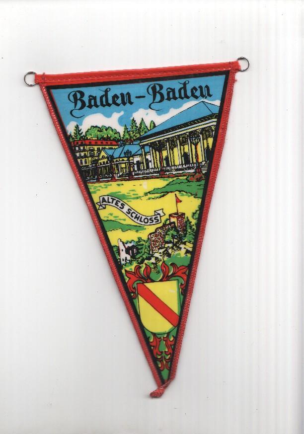 BANDERIN: BADEN-BADEN, Alemania - DOS CARAS. Vista de la Poblacion y Mapa de la SELVA NEGRA