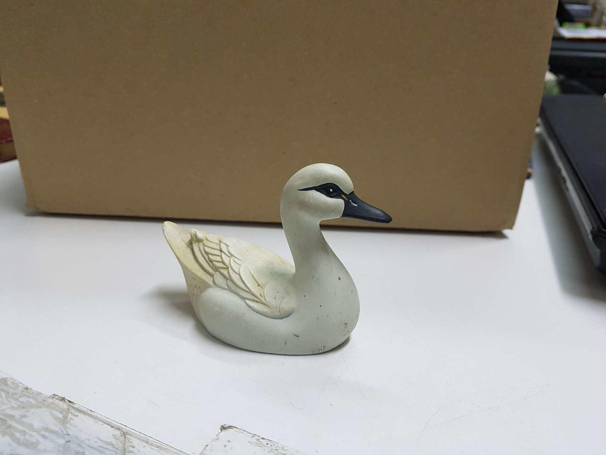 Figura, cisne blanco de porcelana